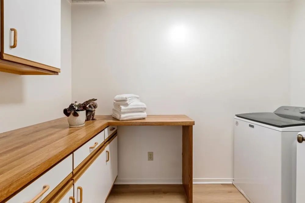 6965 Carmel Valley Road Carmel, CA 93923