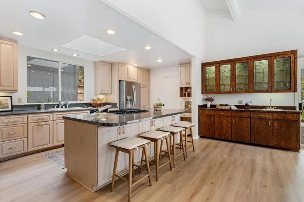 6965 Carmel Valley Road Carmel, CA 93923