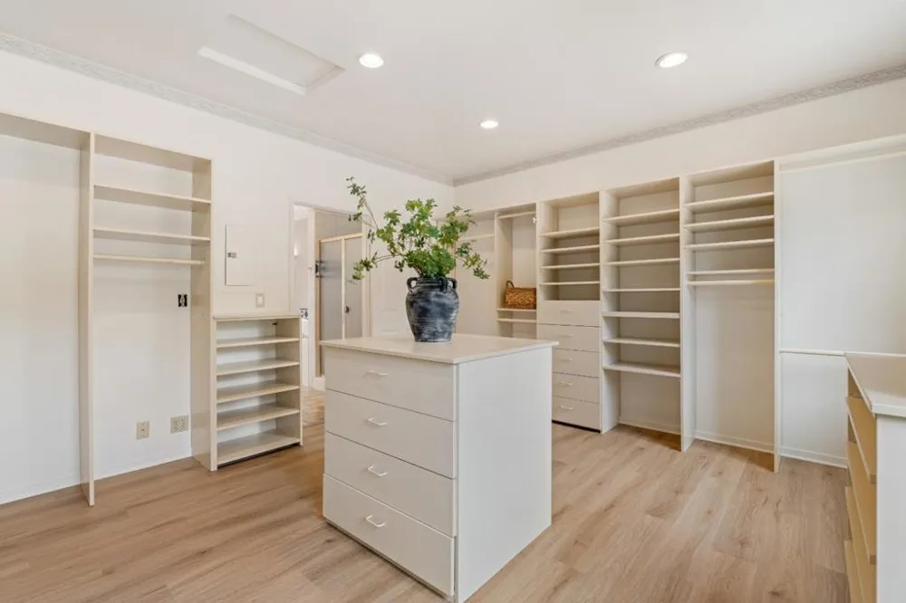 6965 Carmel Valley Road Carmel, CA 93923