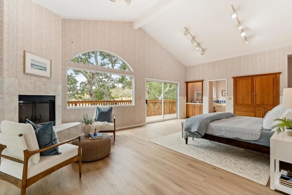 6965 Carmel Valley Road Carmel, CA 93923