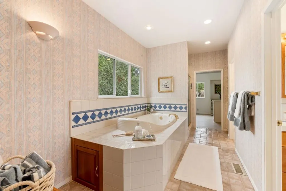 6965 Carmel Valley Road Carmel, CA 93923