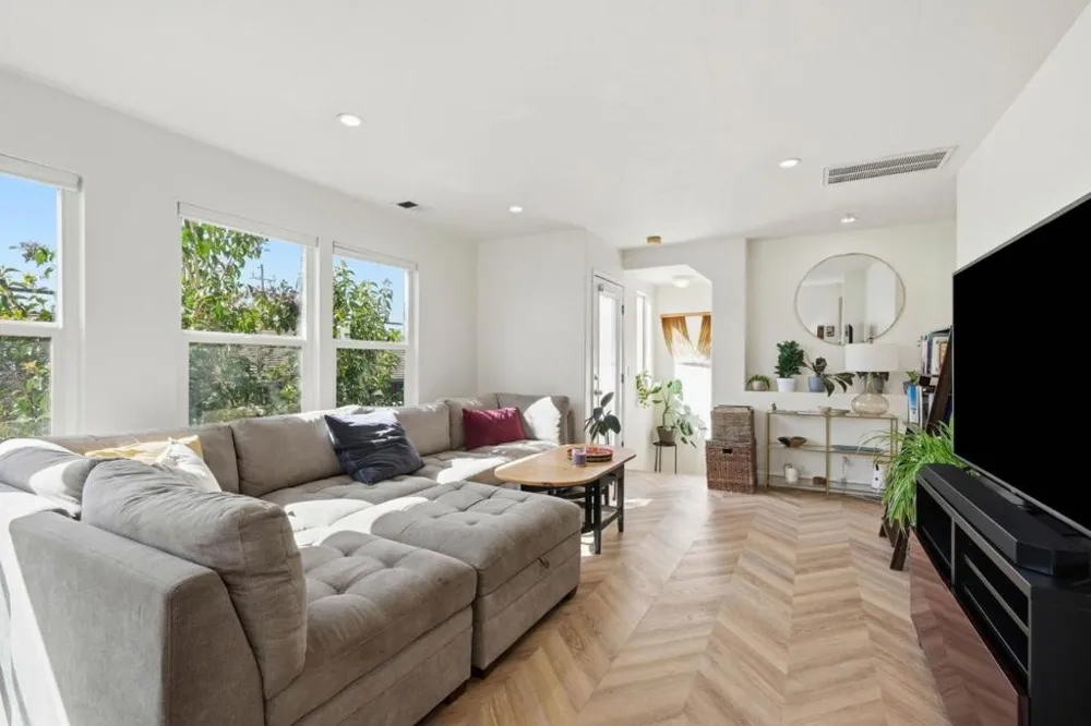 110 Library Lane Santa Cruz, CA 95062