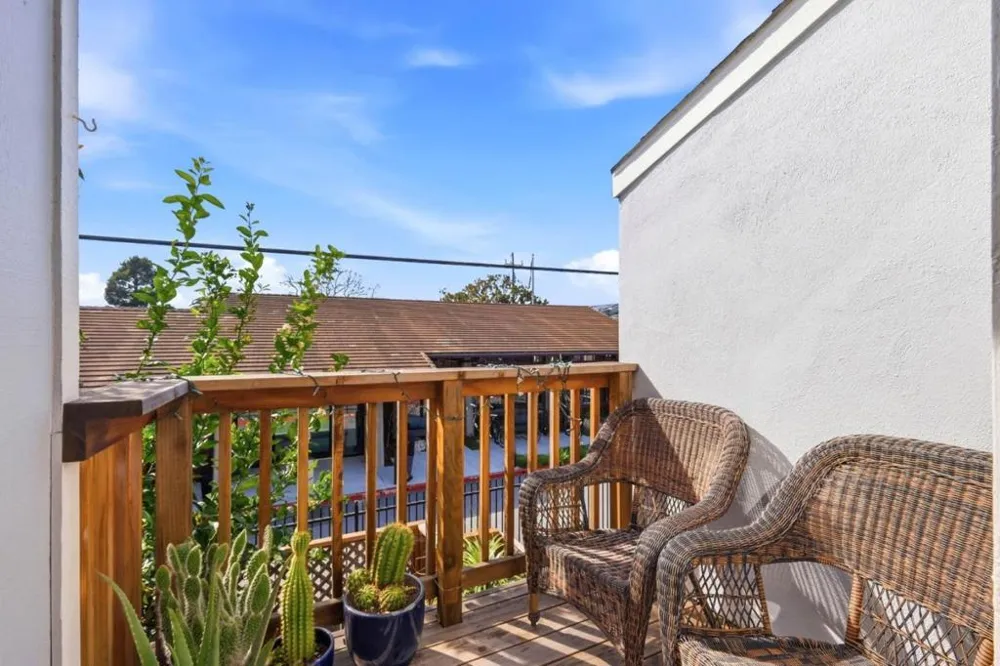 110 Library Lane Santa Cruz, CA 95062