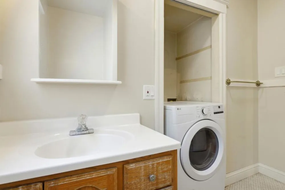 664 El Camino Real San Mateo, CA 94401