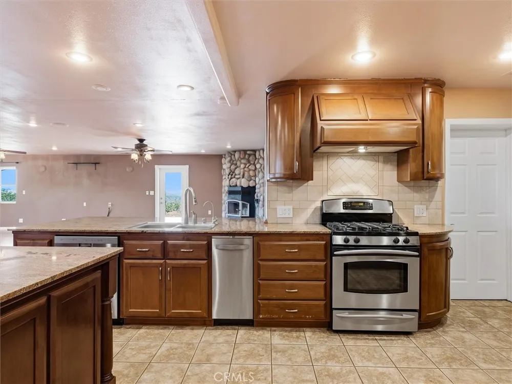 4921 Lookout Mountain Mariposa, CA 95338