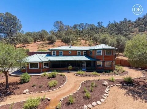 4921 Lookout Mountain