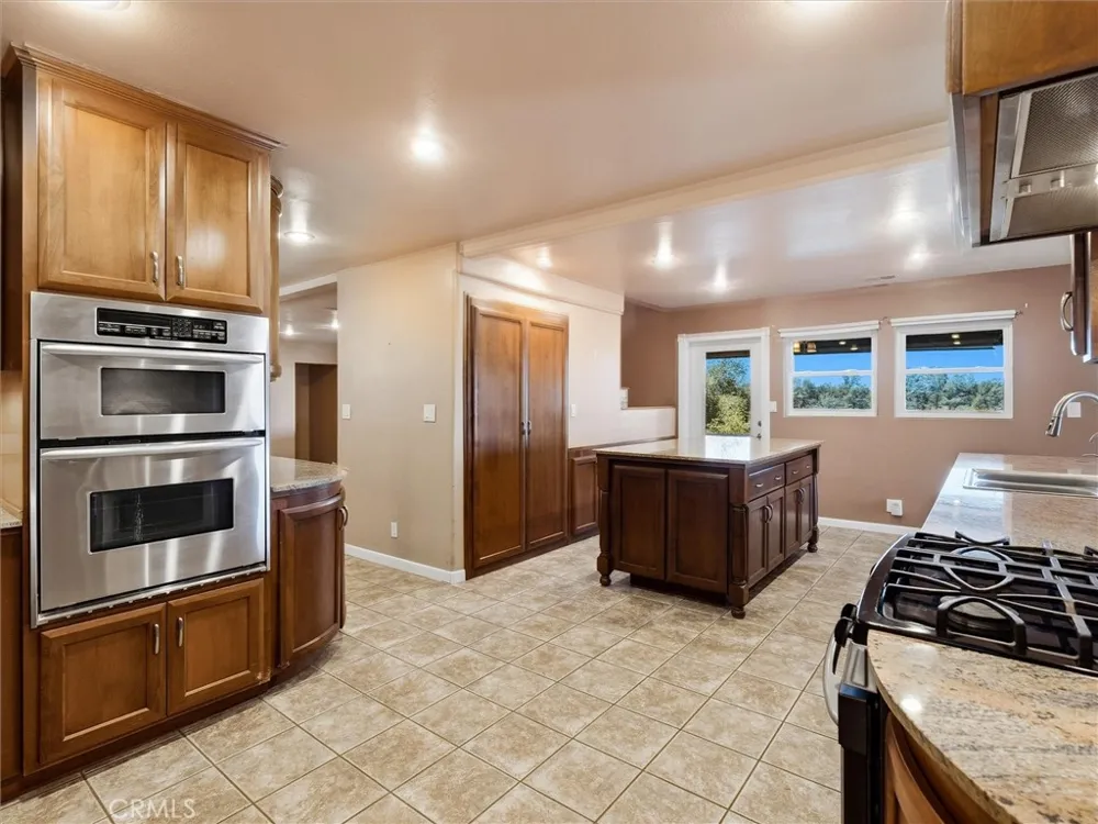 4921 Lookout Mountain Mariposa, CA 95338