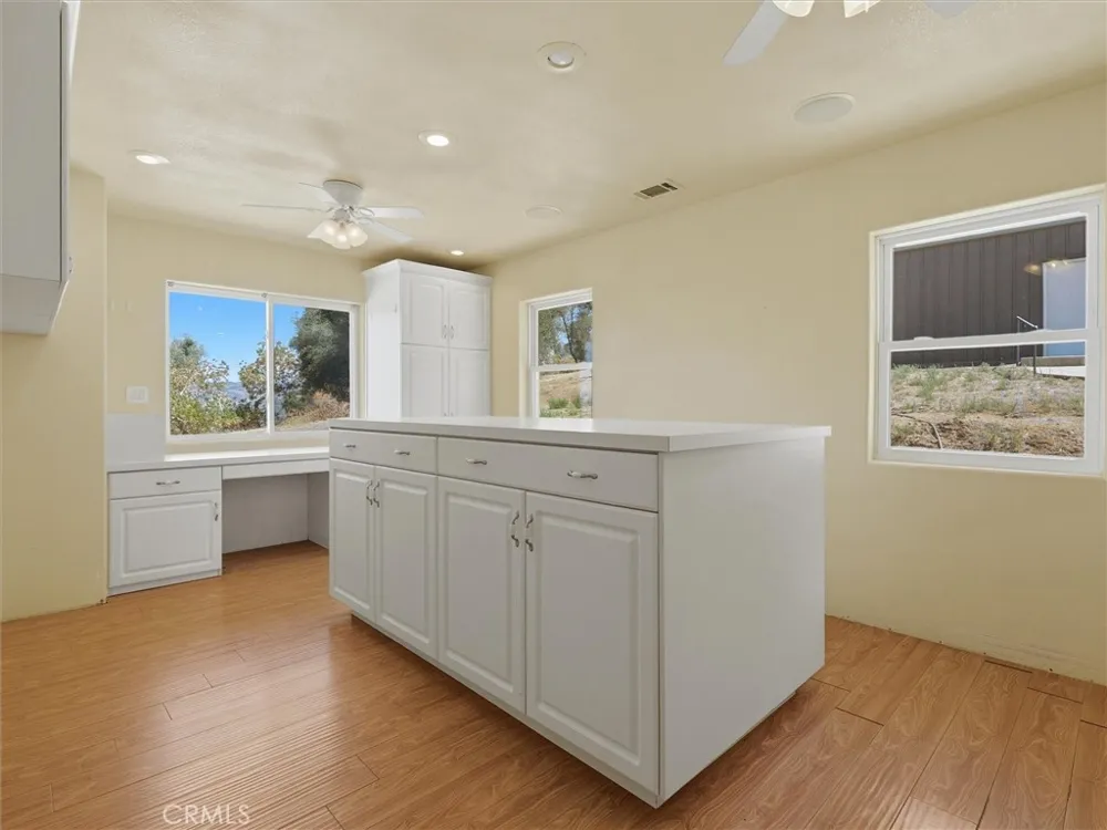 4921 Lookout Mountain Mariposa, CA 95338