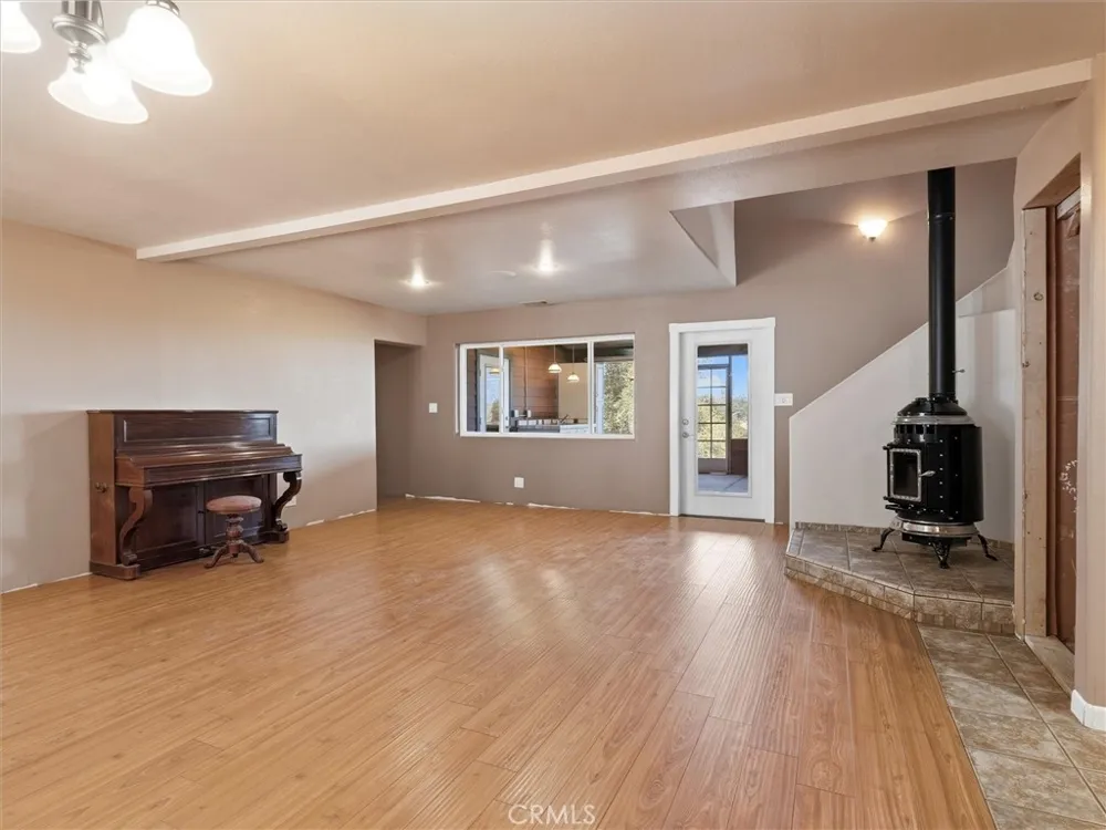4921 Lookout Mountain Mariposa, CA 95338