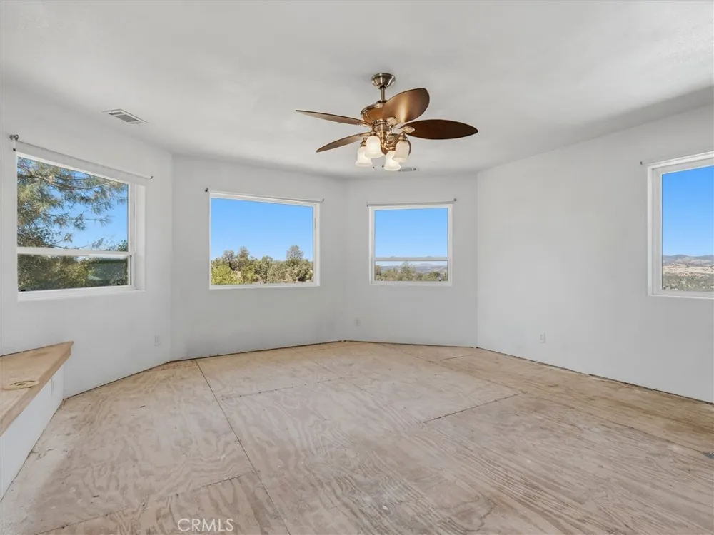 4921 Lookout Mountain Mariposa, CA 95338