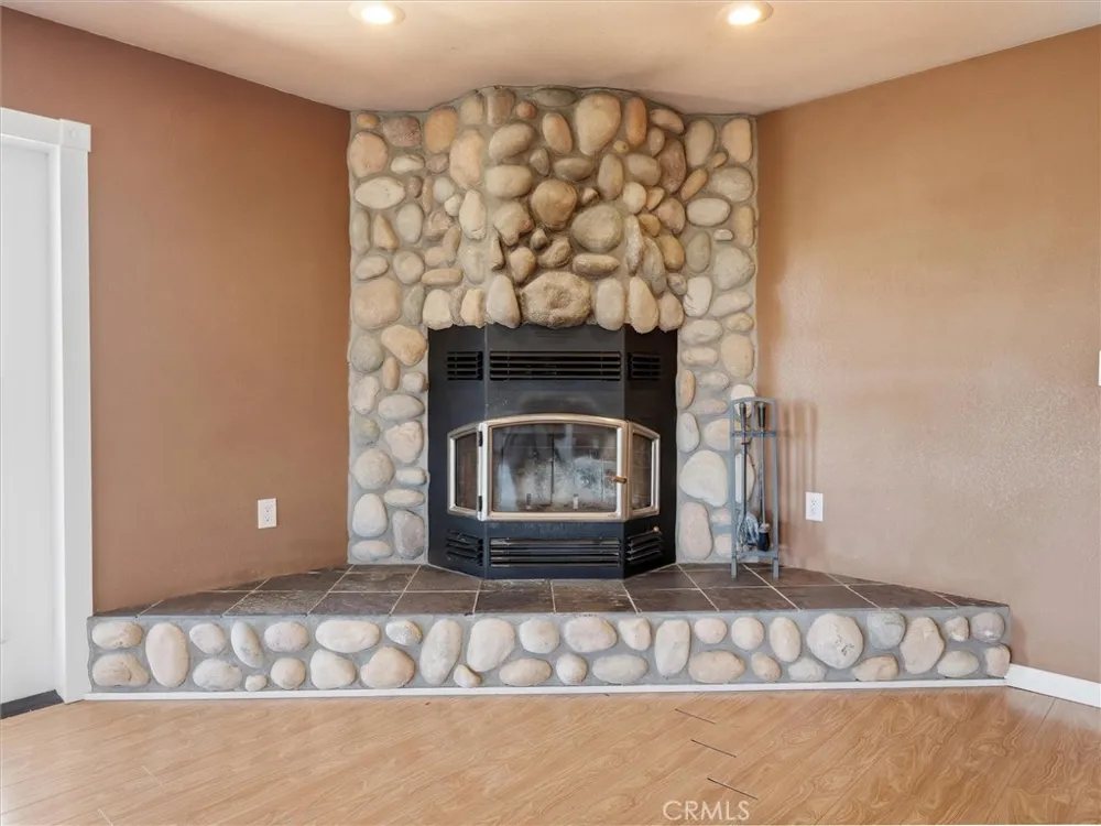 4921 Lookout Mountain Mariposa, CA 95338