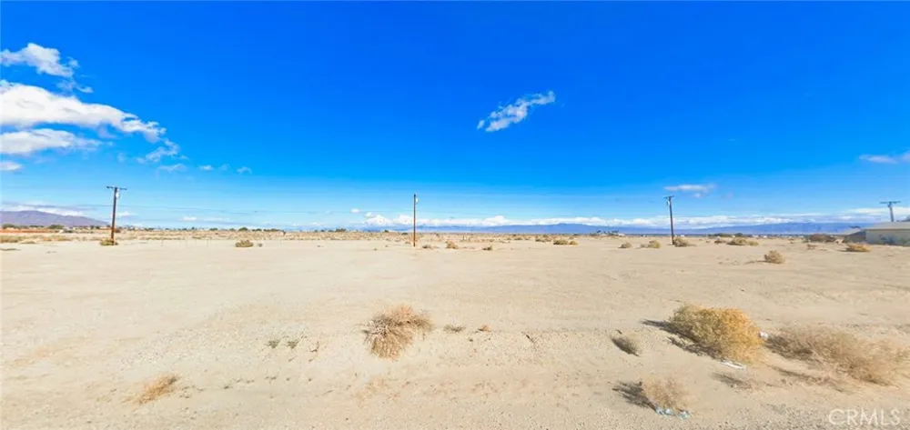 971 Argentina Avenue Salton City, CA 92275