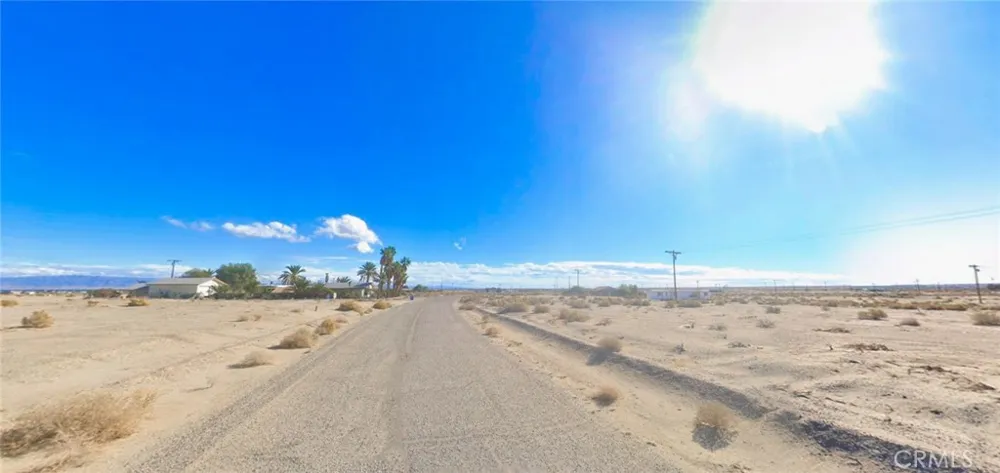 971 Argentina Avenue Salton City, CA 92275
