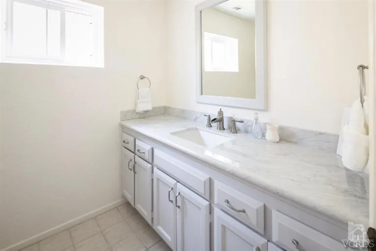 4025 Ocean Drive Oxnard, CA 93035