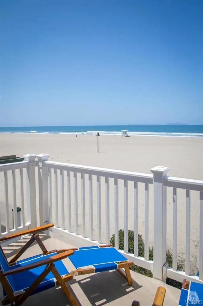 4025 Ocean Drive Oxnard, CA 93035