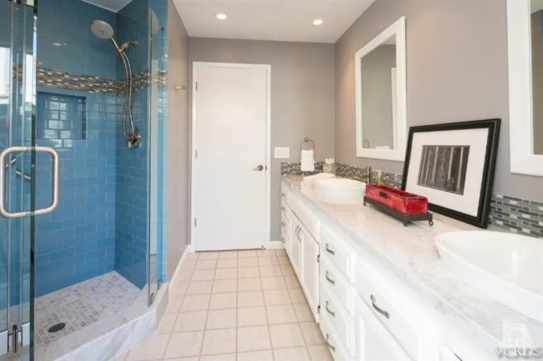 4025 Ocean Drive Oxnard, CA 93035