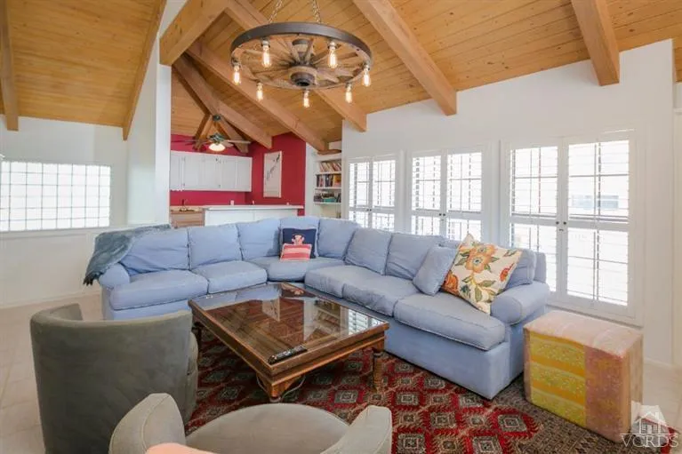 4025 Ocean Drive Oxnard, CA 93035