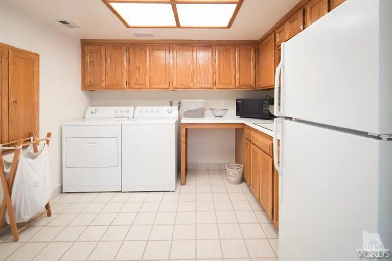 4025 Ocean Drive Oxnard, CA 93035