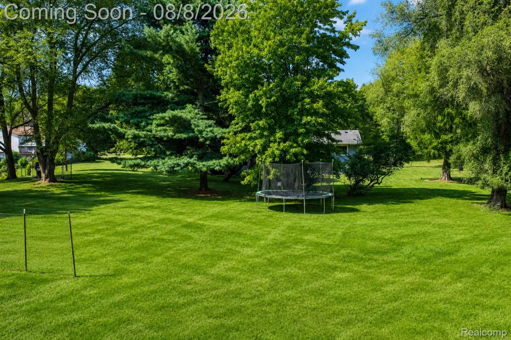 8796 Coyle Drive Putnam Township, MI 48169