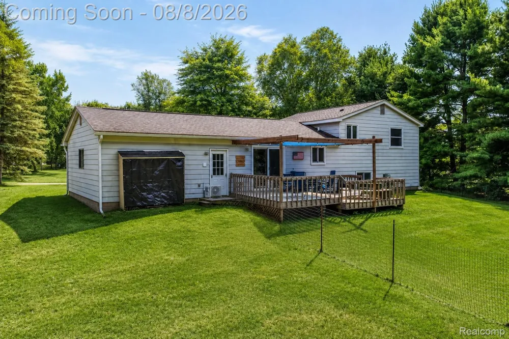8796 Coyle Drive Putnam Township, MI 48169