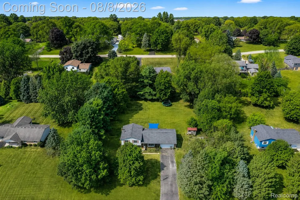 8796 Coyle Drive Putnam Township, MI 48169