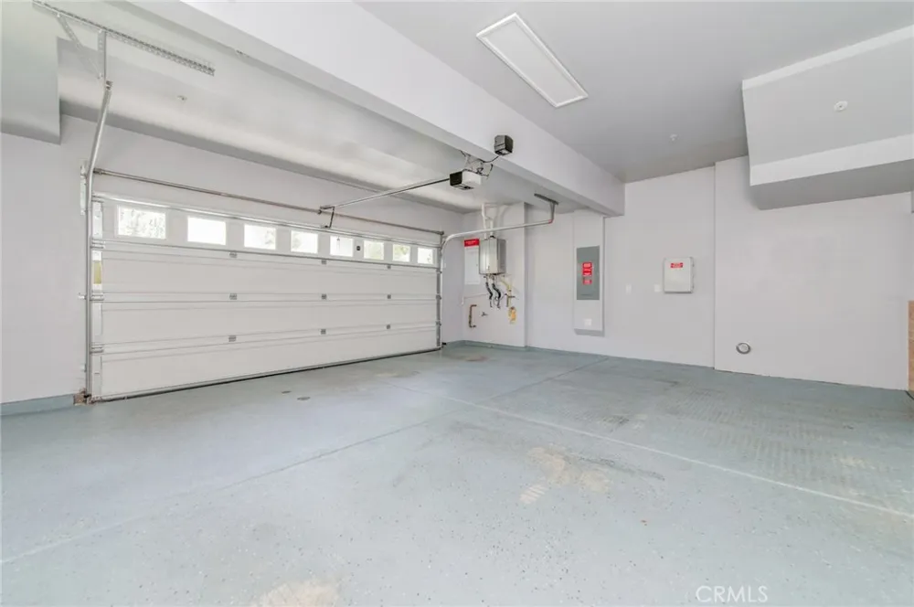 16039 Voyager Chino, CA 91708