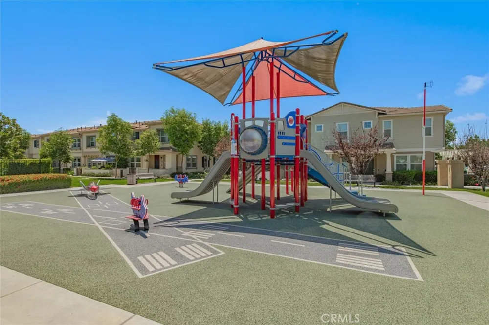 16039 Voyager Chino, CA 91708