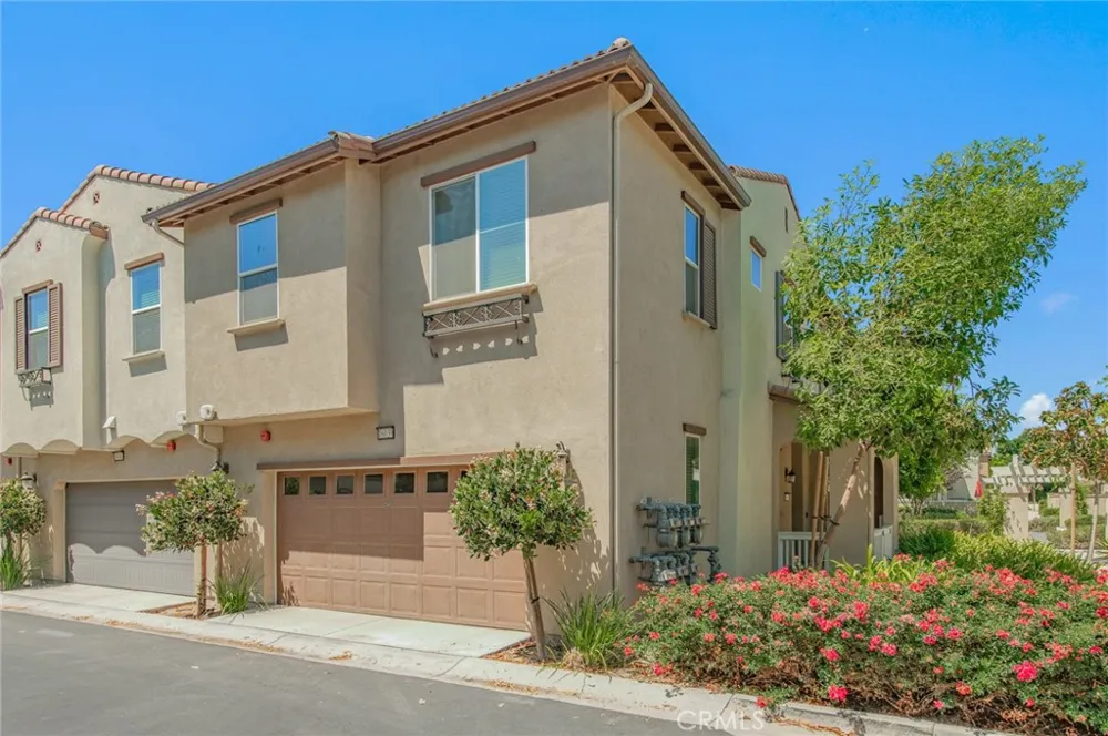 16039 Voyager Chino, CA 91708