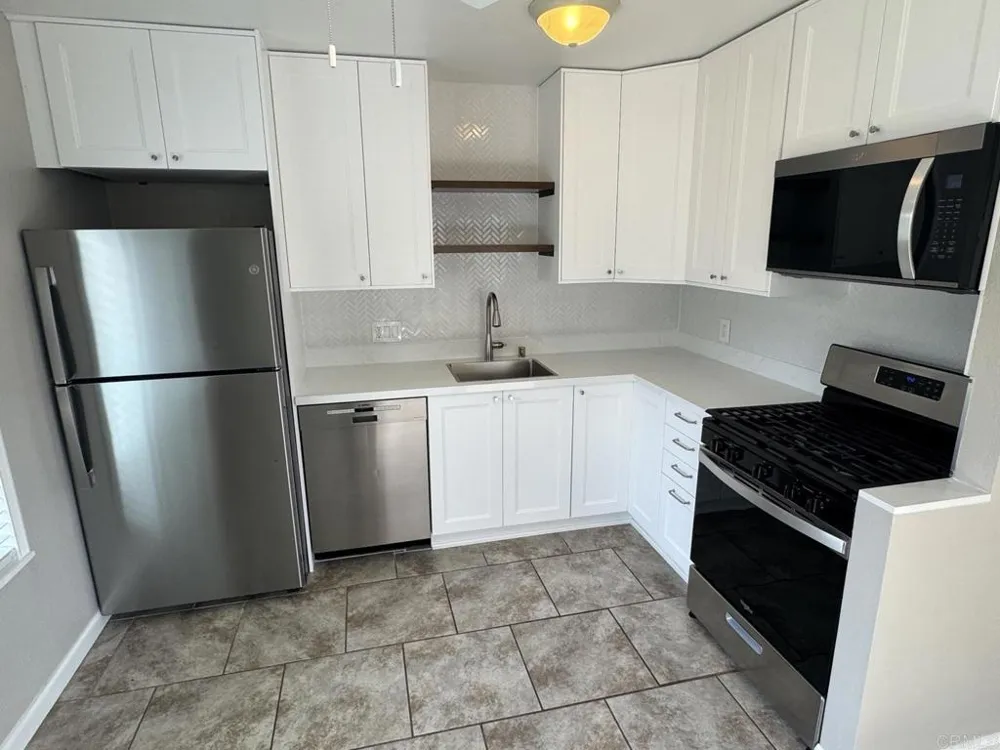 8659 Summerdale Road San Diego, CA 92126