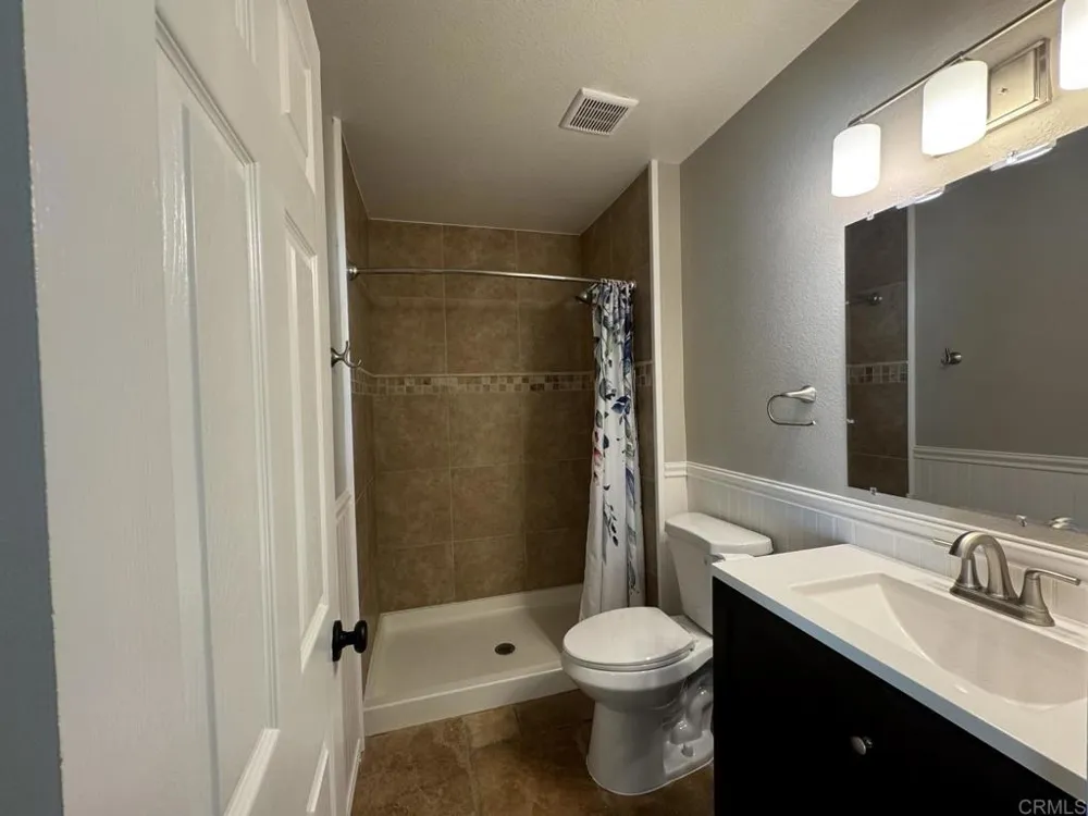 8659 Summerdale Road San Diego, CA 92126
