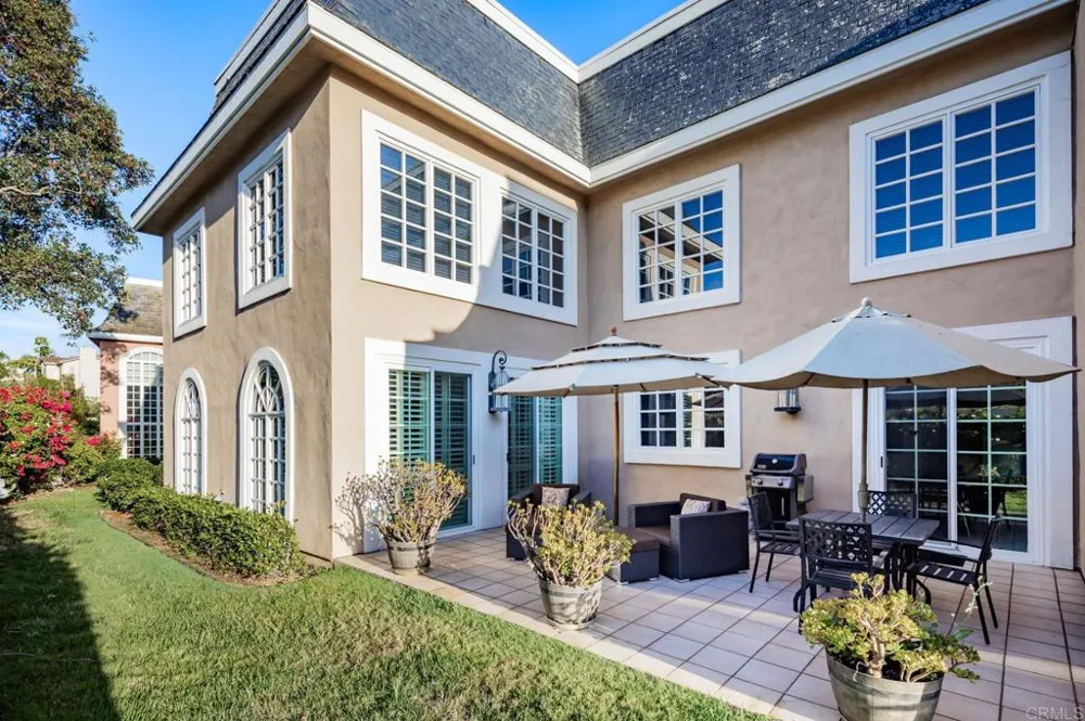 7480 Via De Fortuna Carlsbad, CA 92009