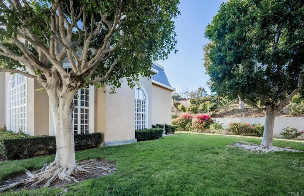 7480 Via De Fortuna Carlsbad, CA 92009