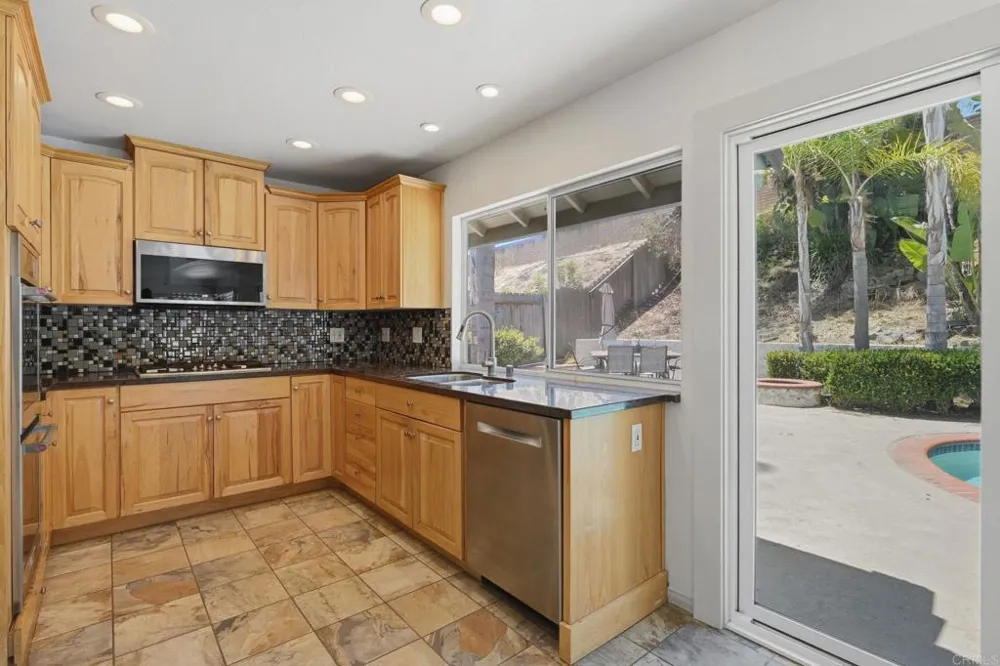356 Delage Drive Encinitas, CA 92024