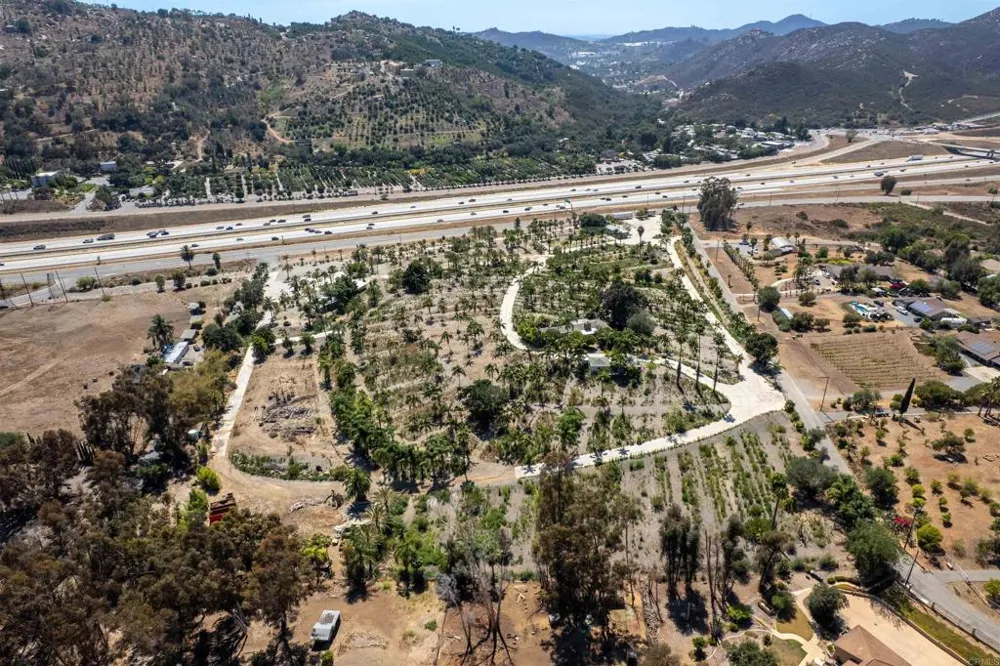 26437 Centre City Parkway Escondido, CA 92026