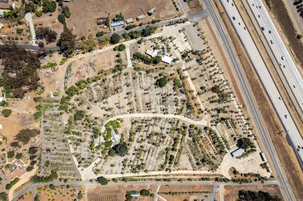 26437 Centre City Parkway Escondido, CA 92026