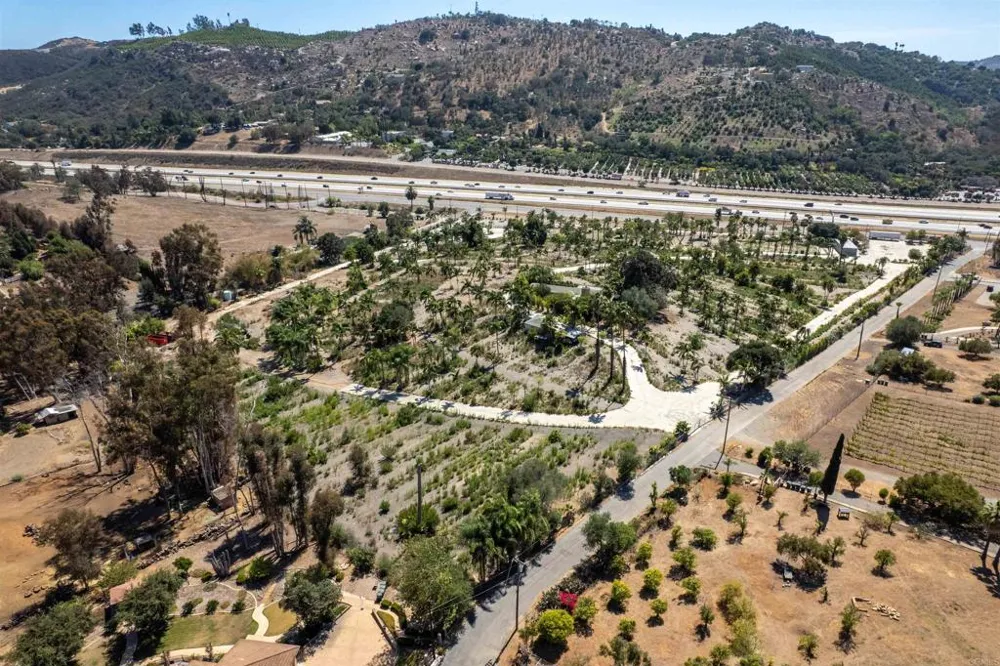 26437 Centre City Parkway Escondido, CA 92026