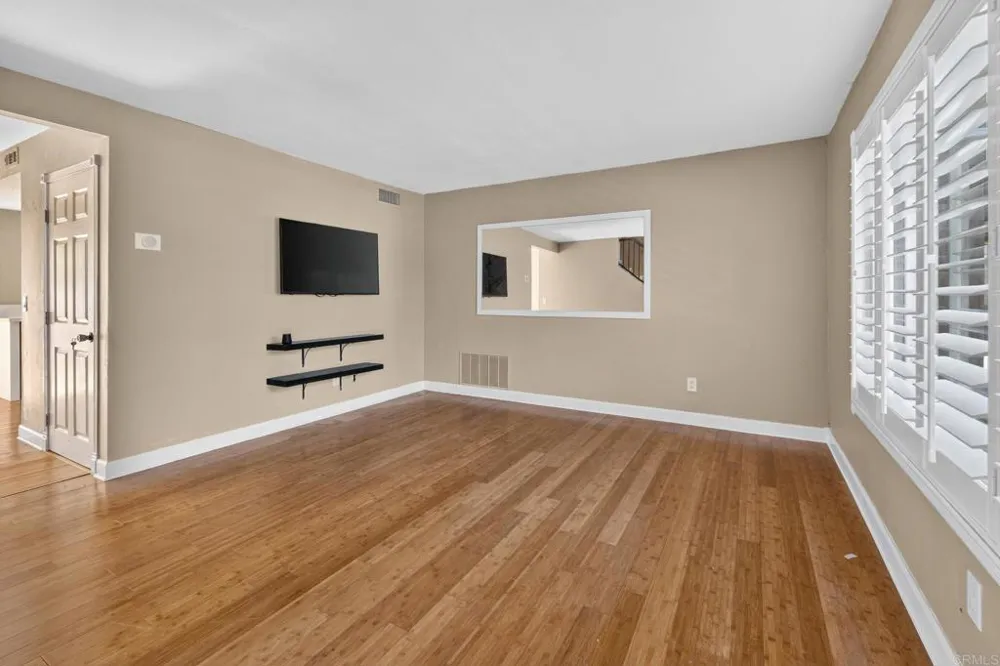2138 Via Robles Oceanside, CA 92054