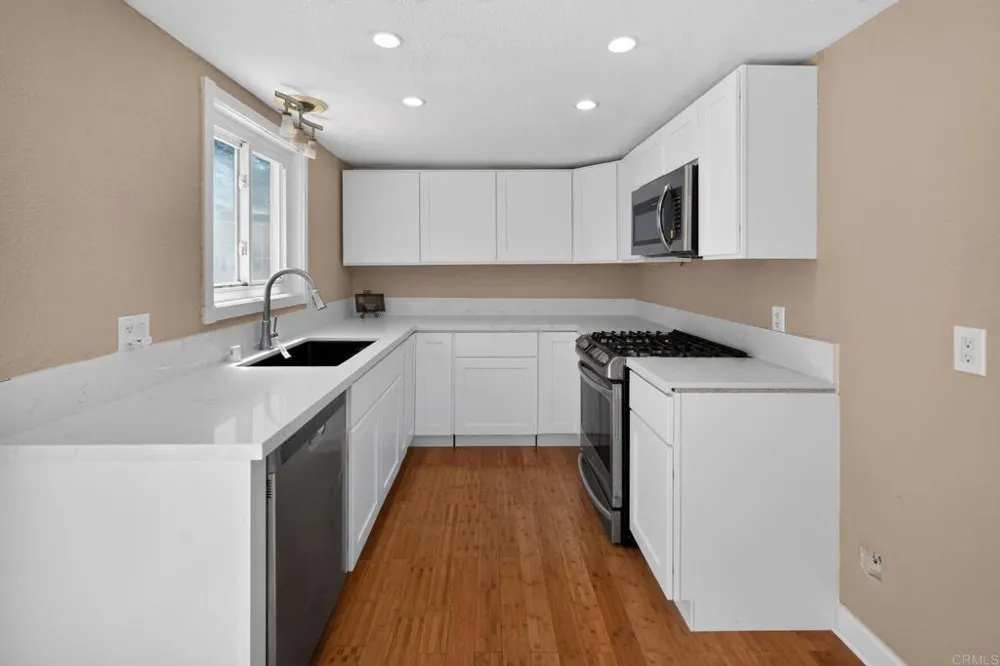 2138 Via Robles Oceanside, CA 92054