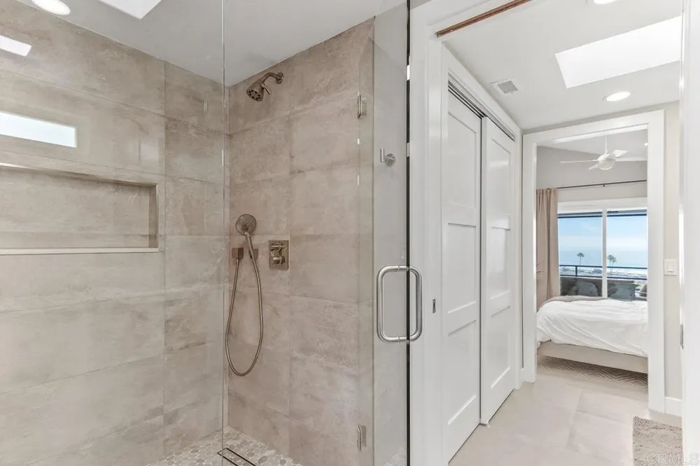 4052 Garfield Carlsbad, CA 92008