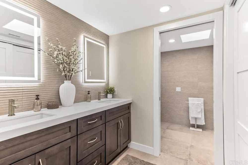 4052 Garfield Carlsbad, CA 92008