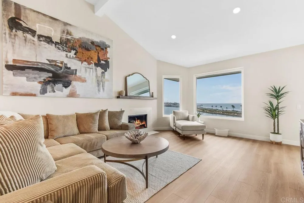 4052 Garfield Carlsbad, CA 92008