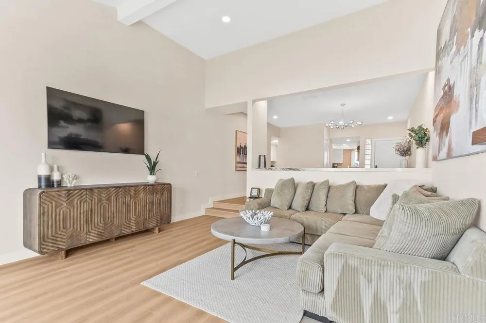 4052 Garfield Carlsbad, CA 92008