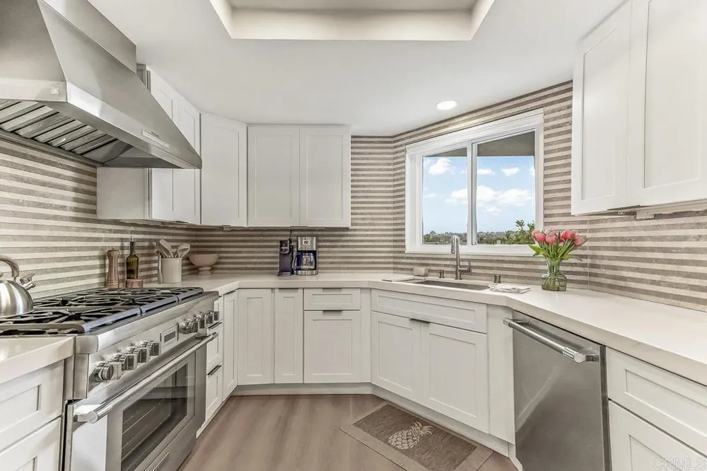 4052 Garfield Carlsbad, CA 92008