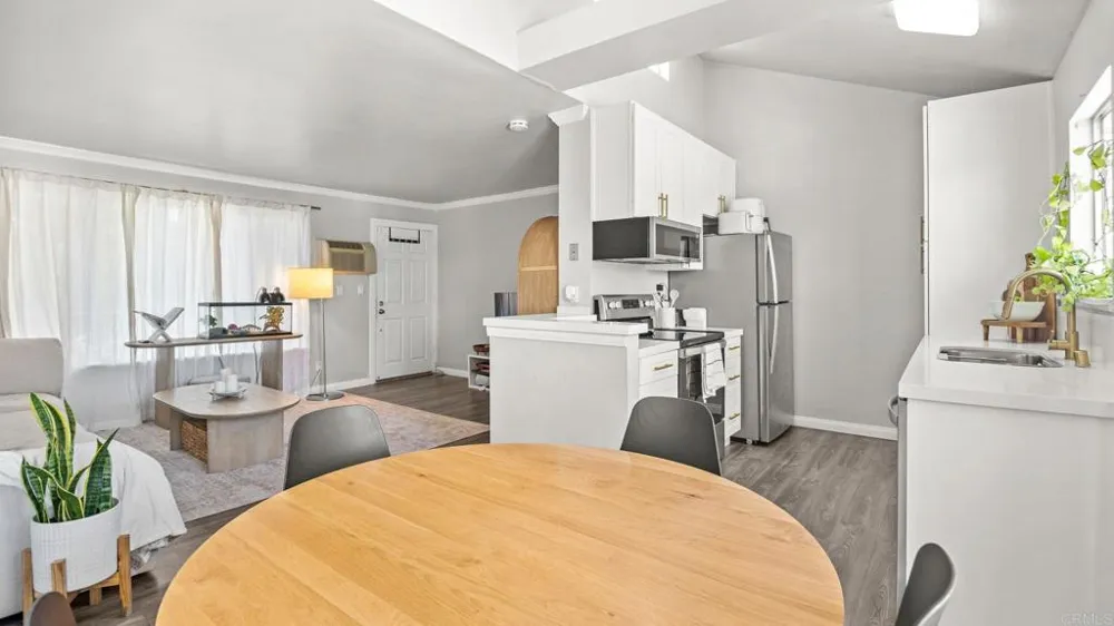 732 E Lexington Avenue #11 El Cajon, CA 92020