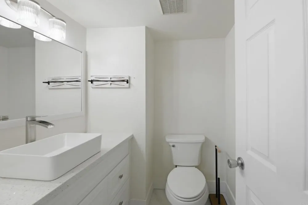 13230 Johannesberg Way #16 Poway, CA 92064