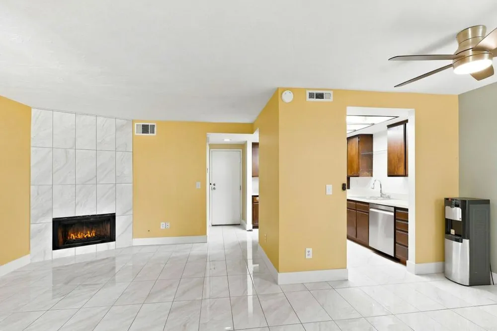 13230 Johannesberg Way #16 Poway, CA 92064
