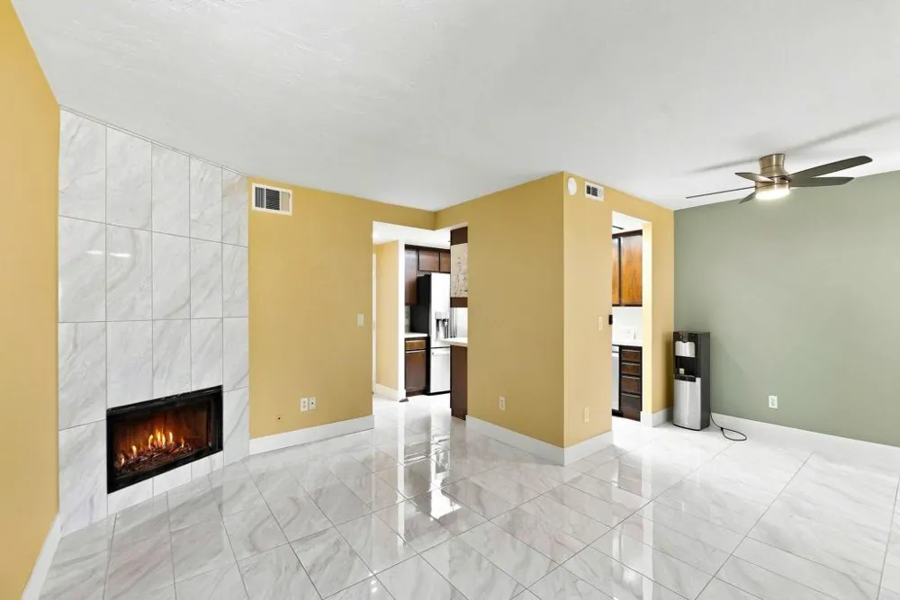13230 Johannesberg Way #16 Poway, CA 92064