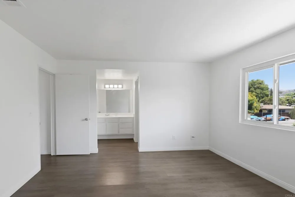 13230 Johannesberg Way #16 Poway, CA 92064