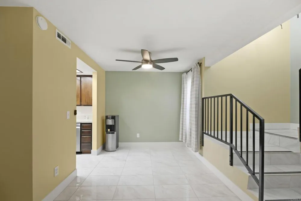 13230 Johannesberg Way #16 Poway, CA 92064