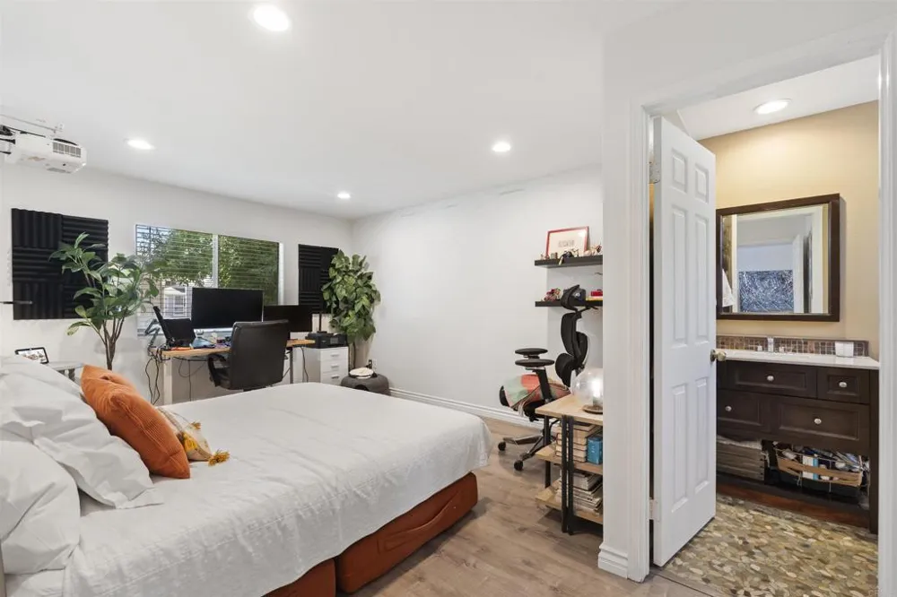 108 Mangano Circle Encinitas, CA 92024